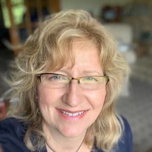 Meet your Posher, Renee